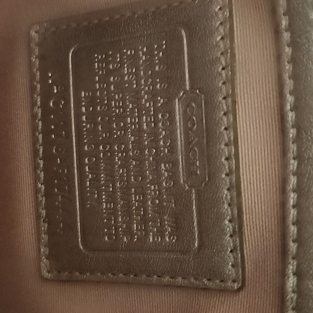 Coach - Picture 6 of 6